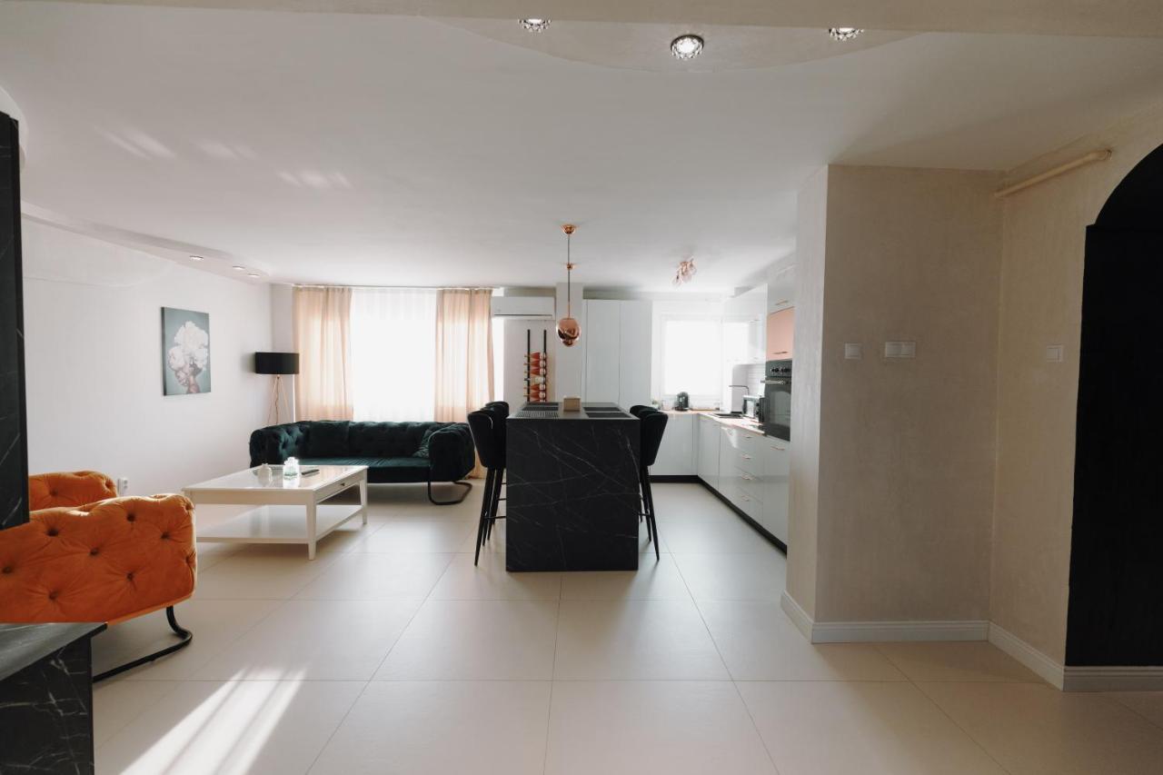Bear'S Apartment Alba Iulia Luaran gambar